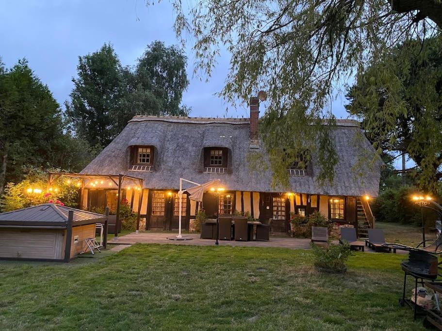 Saint-Philbert-sur-Risle Chaumiere Familiale Weekend & Vacances Paisible מראה חיצוני תמונה